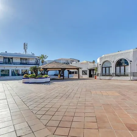 Corralejo Holiday Rentals *